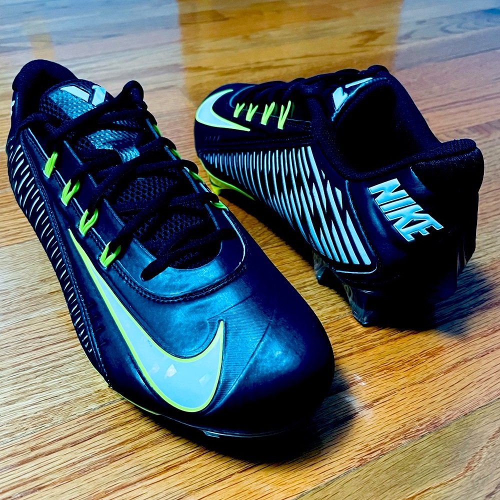 Nike Vapor Edge 360 VC Men’s Size 7.5 Vapor Carbon Football Cleats DO6294-001.